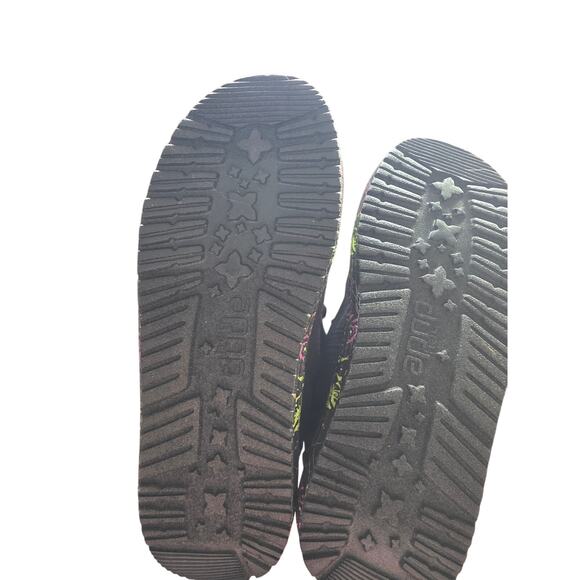 Hey Dude Wendy Glo Canvas Shoes Youth Kids 2/3 Boys Slip On Black NWT - Picture 5 of 5